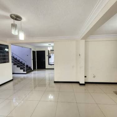 Propiedad en Renta para Uso de Empresa San Cristóbal B1