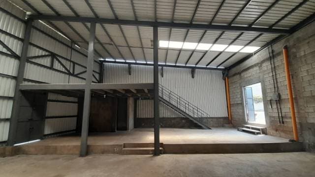 Ofi-Bodega en Renta en San Cristóbal Colonia Las Torres — foto 5
