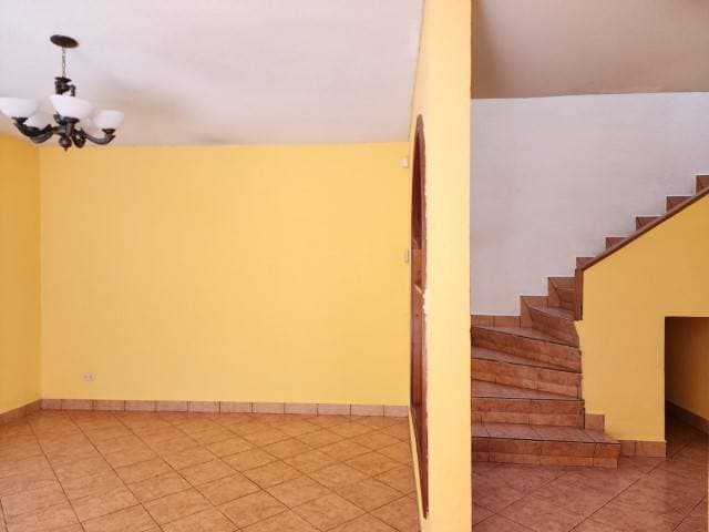 Casa en Renta Villa Nueva Colonia en Bulevar Catalina — foto 5