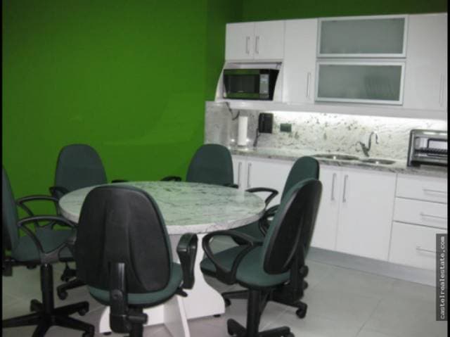 Bodega en Venta y renta sobre Boulevard San Cristobal — foto 7