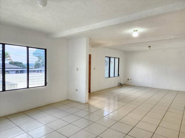 Casa en Renta Pinares de San Cristóbal, Guatemala — foto 3