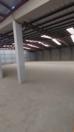 RENTO BODEGA DE 1200 M2 EN SAN MIGUEL PETAPA