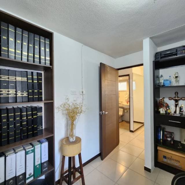 Apartamento en Venta Parque 7 San Ignacio Zona 7 Mixco — foto 9