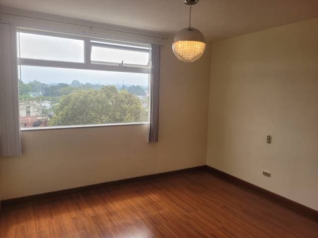 #AquiVivo (+1) Apartamento Las Gemas — foto 6