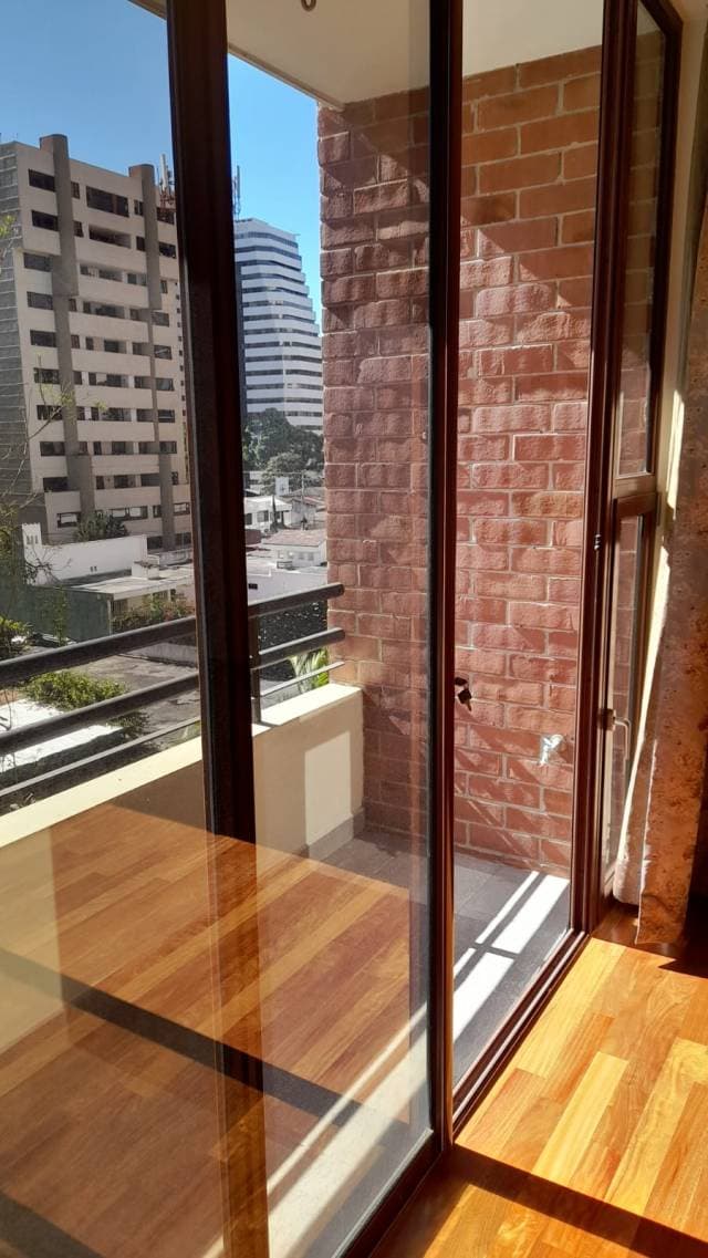 Apartamento en venta en Zona 14 — foto 9