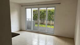rento apartamento de 3 habitaciones
