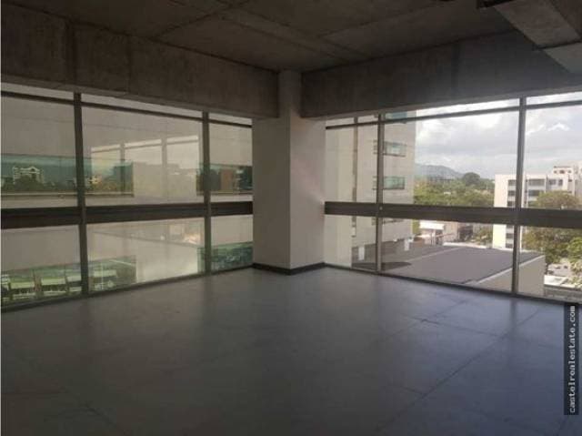 Rento Oficina nueva en zona 10 — foto 2