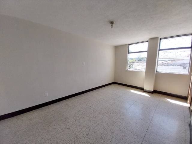 Apartamento en renta zona 9. — foto 4