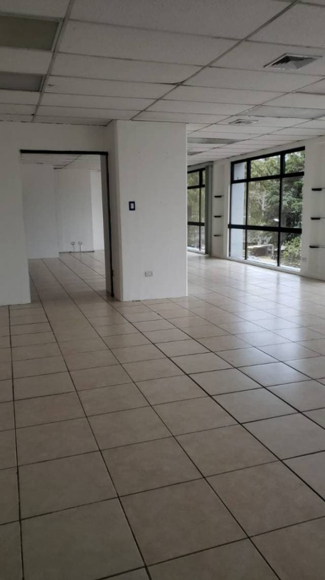 Oficina en renta en zona 9 — foto 6
