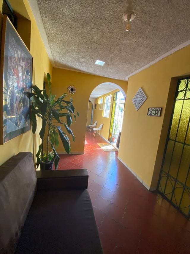 RENTO CLINICA EN ZONA 1 — foto 8
