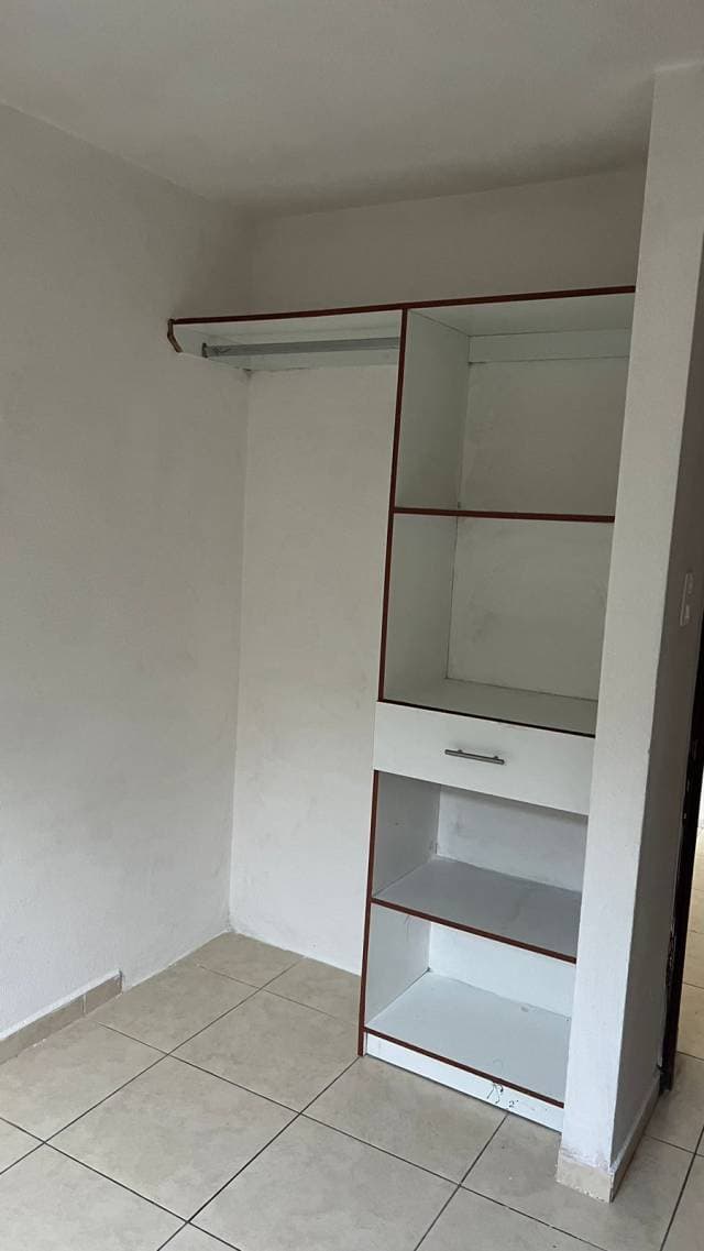 RENTO APARTAMENTO NUEVO EN PARQUE 7 — foto 4
