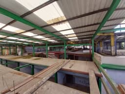 VENDO PROPIEDAD CON LOCALES Y PARQUEOS EN ZONA 11