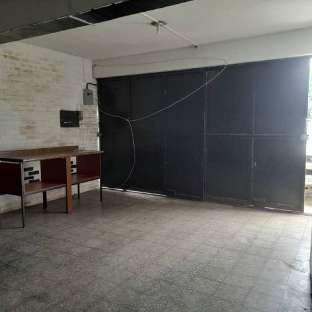 Casa en Venta para Uso Comercial Calzada Aguilar Batres — foto 7