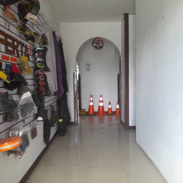 Casa en Venta para Uso Comercial Calzada Aguilar Batres — foto 8