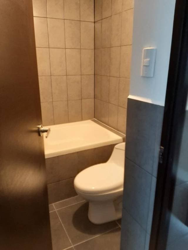 Apartamento en Venta en Zona 11 Colonia Mariscal — foto 8