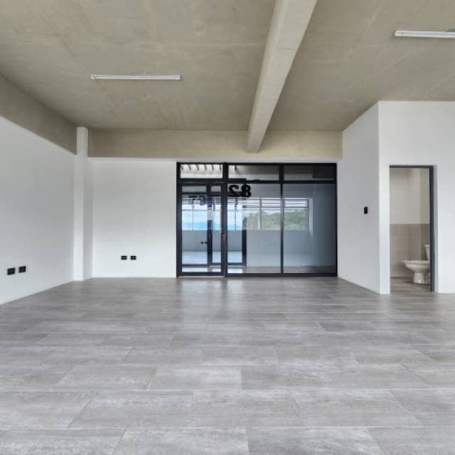 Oficina en Venta Internaranjo Empresarial, Zona 4 Mixco — foto 5