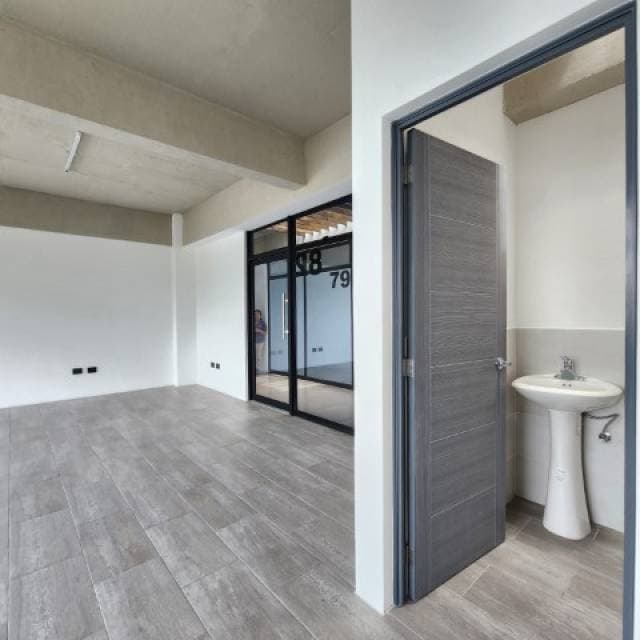 Oficina en Venta Internaranjo Empresarial, Zona 4 Mixco — foto 13