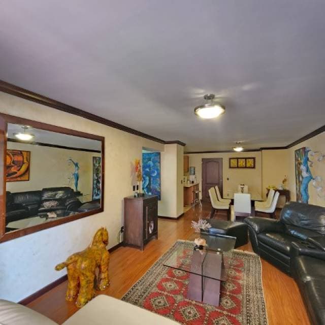 Apartamento en Venta Zona 14 Américas Edificio Vivaldi — foto 2