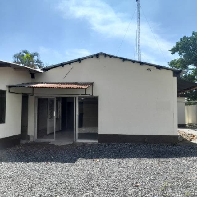 Casa para Uso Comercial en Renta Villa Nueva — foto 3