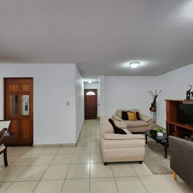 Casa en Venta San Cristóbal en Bulevar Principal — foto 4
