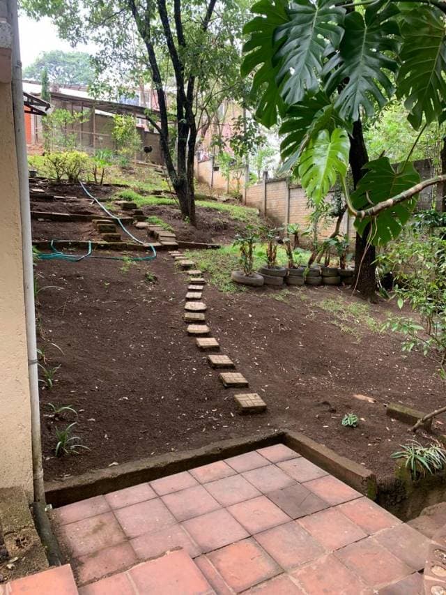 EN VENTA- Amplia casa en Labor de Castilla, Mixco — foto 2