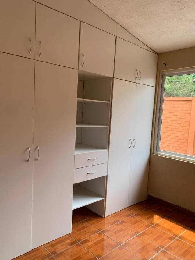 EN VENTA- Amplia casa en Labor de Castilla, Mixco — foto 4