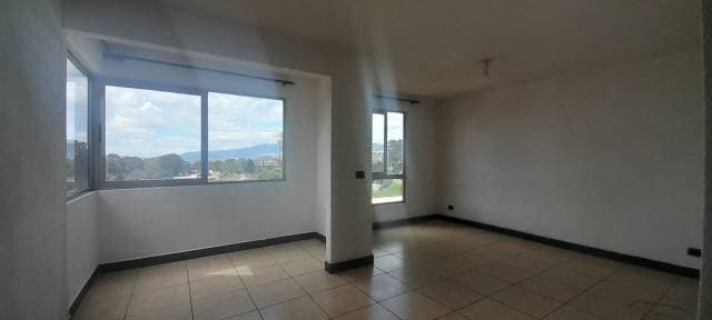 EN RENTA- Apartamento en Las Charcas zona 11 — foto 1