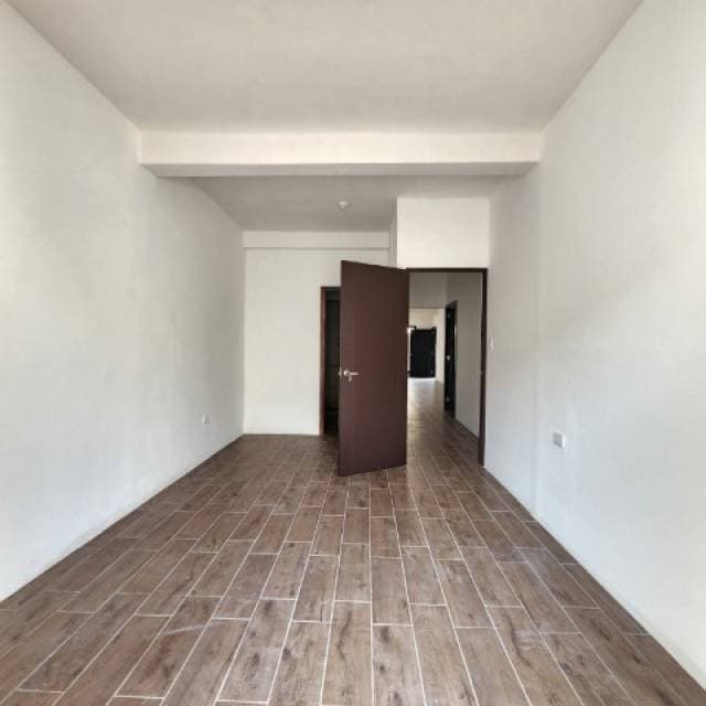 Apartamento en Renta en Pinares de San Cristóbal Mixco — foto 11