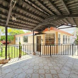 Casa en Renta Balcones de San Cristobal Zona 8 de Mixco