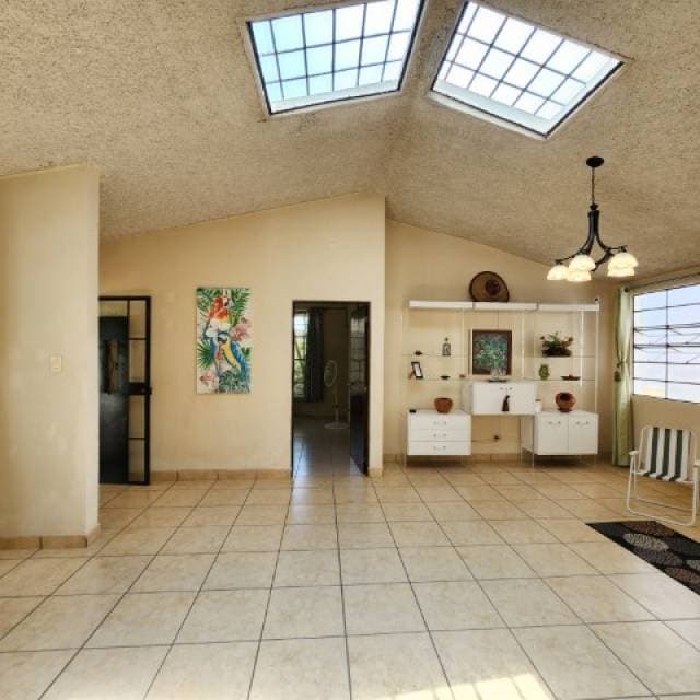 Casa en Renta Balcones de San Cristobal Zona 8 de Mixco — foto 2