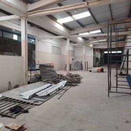 Ofibodega en Alquiler cerca de Calzada Roosevelt Mixco