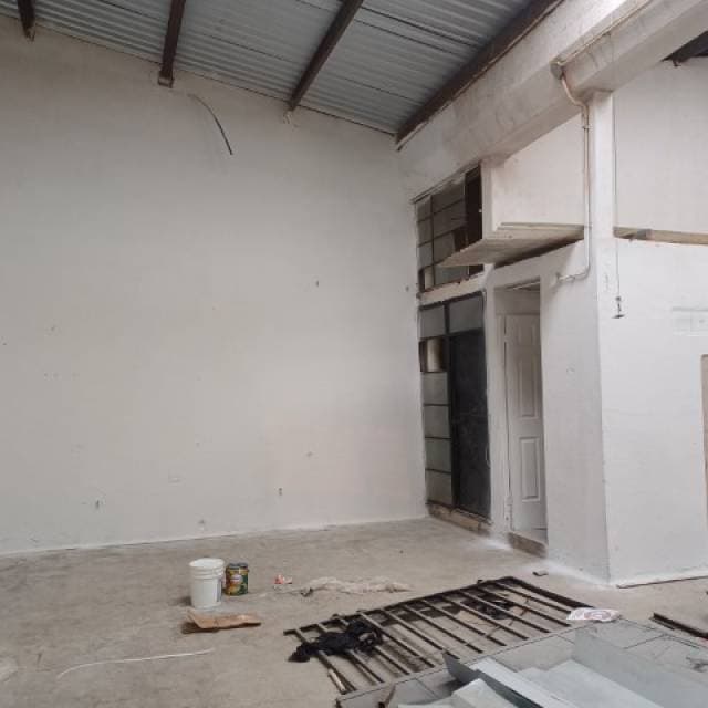 Ofibodega en Alquiler cerca de Calzada Roosevelt Mixco — foto 4