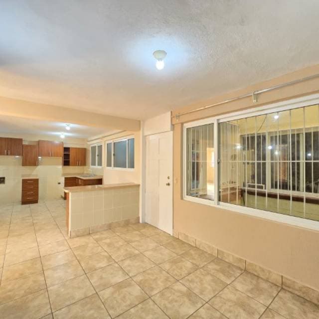 Apartamento de 2 habitaciones en Renta Zona 4 de Mixco — foto 1