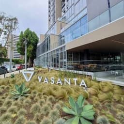 Oficina en Renta en VASANTA Plaza Zona 10 Ciudad