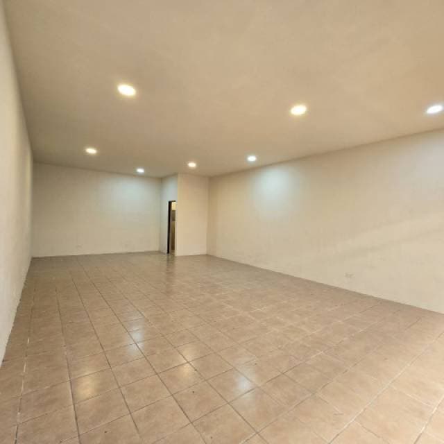 Local Comercial en Renta Sobre Bulevar San Cristóbal — foto 2