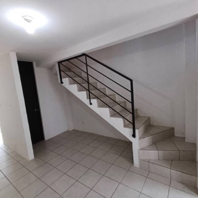 Casa en renta Condominio Villa Metro Zona 4 Villa Nueva — foto 2