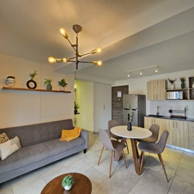 Apartamento Amueblado en Renta MODRA Zona 4 Ciudad — foto 2