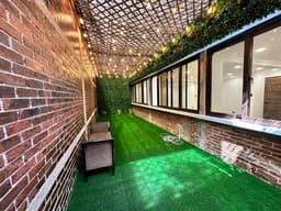 Casa para uso comercial en venta sobre avenida las Americas zona 13