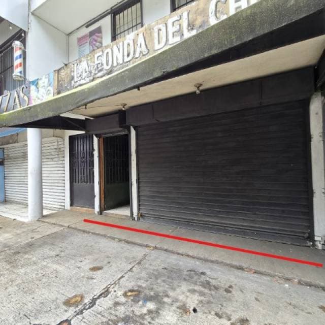Local en Renta sobre Bulevar San Cristóbal Zona 8 Mixco