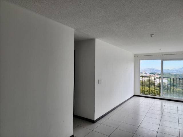 Apartamento en Renta Zona 11 Vistas de Las Charcas — foto 4