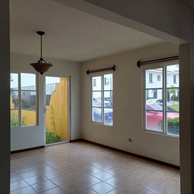 Casa y Apartamento en Alquiler El Barrio de San Nicolas — foto 2