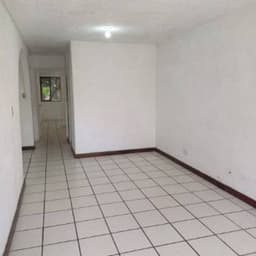 Casa en Renta Paisajes de San Cristóbal Zona 8 Mixco