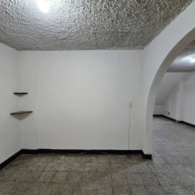 Casa en Venta Colonia Altos de Bárcenas Villa Nueva — foto 6