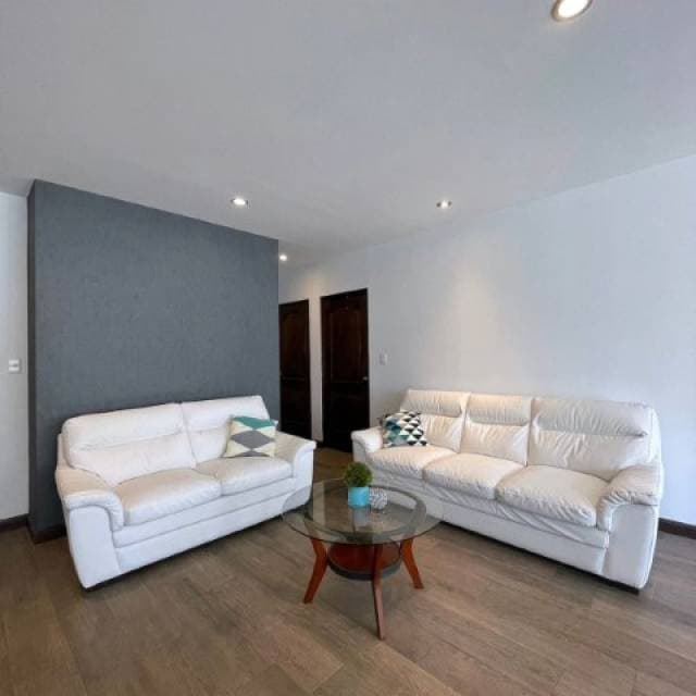 Apartamento con Jardín en Renta Zona 16, sin muebles — foto 3