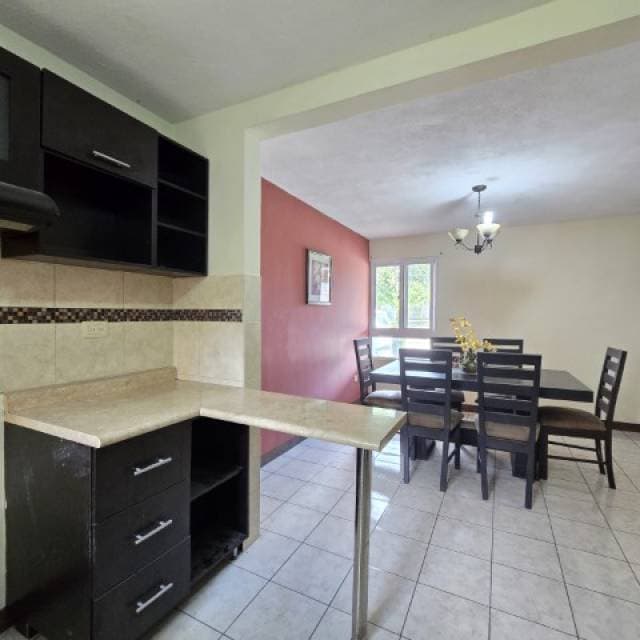 Casa de 4 Habitaciones en Venta Condado Catalina — foto 4