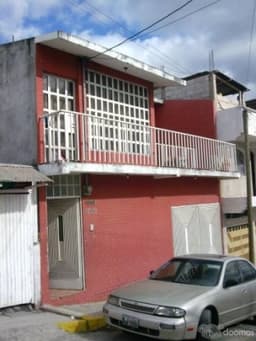 VENDO CASA EN PRADOS DE VILLA HERMOSA