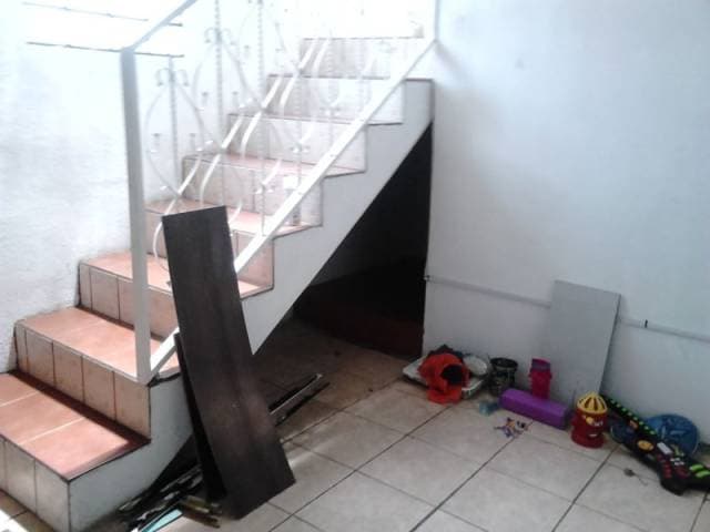 Preciosa casa dentro de complejo comercial El Frutal — foto 6