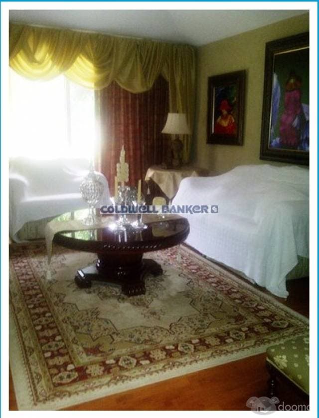 Casa con mucha seguridad — foto 2