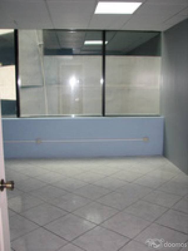 Oficina tabicada en Europlaza — foto 3