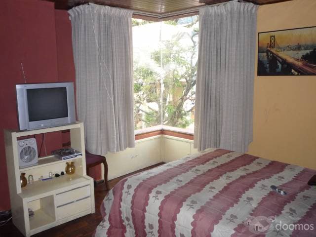 ¡EXELENTE PRECIO! VENDO APARTAMENTO EN ZONA 10 — foto 2